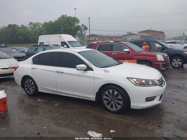 2015 Honda Accord Sport მანქანა იყიდება აუქციონზე, vin: 1HGCR2F57FA218720, აუქციონის ნომერი: 45210966
