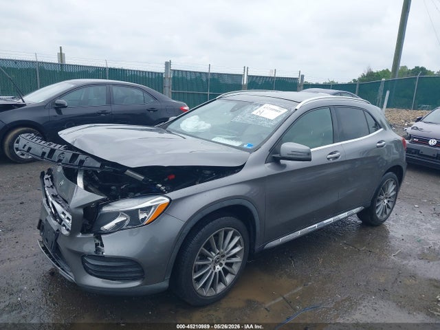 Mercedes-Benz GLA 250 2018 WDCTG4EB8JJ447403 Image 2