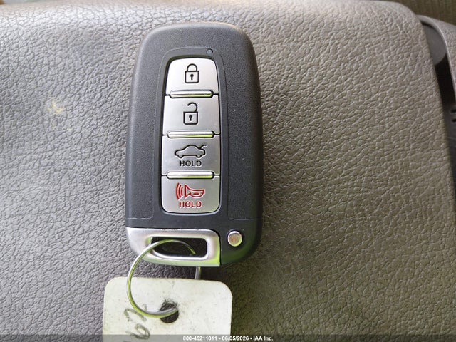 Продажа на аукционе авто 2013 Hyundai Sonata Limited, vin: 5NPEC4AC6DH670531, номер лота: 45211011