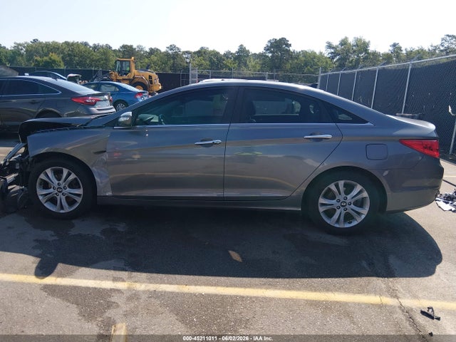 Продажа на аукционе авто 2013 Hyundai Sonata Limited, vin: 5NPEC4AC6DH670531, номер лота: 45211011