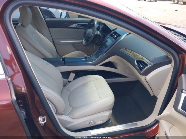 45211041 :رقم المزاد ، 3LN6L2G90GR626994 vin ، 2016 Lincoln Mkz مزاد بيع