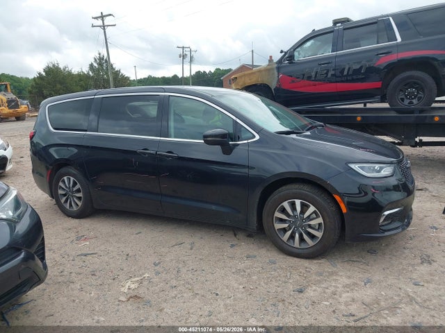 Продажа на аукционе авто 2023 Chrysler Pacifica Hybrid Touring L, vin: 2C4RC1L78PR541102, номер лота: 45211074