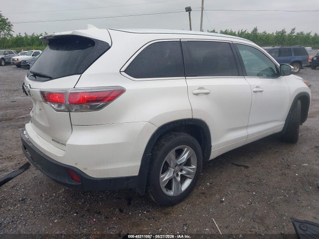 Продажа на аукционе авто 2015 Toyota Highlander Limited V6, vin: 5TDDKRFH7FS161643, номер лота: 45211087