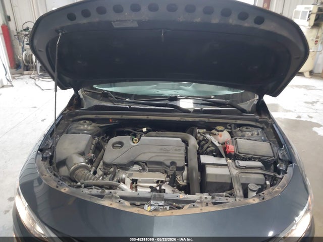 1G1ZC5ST2LF152729 Chevrolet Malibu Fwd 1fl