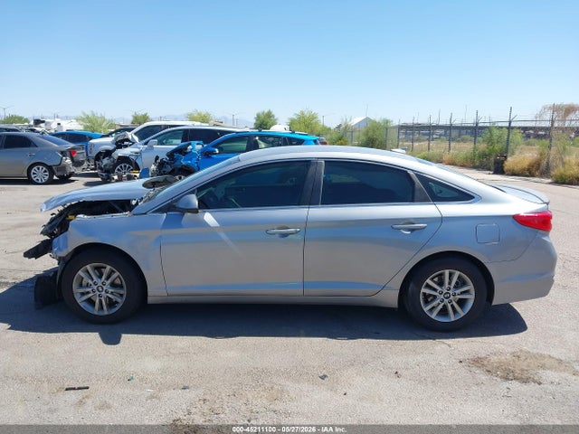 Hyundai SONATA SE 2015 5NPE24AF0FH230725 Image 14