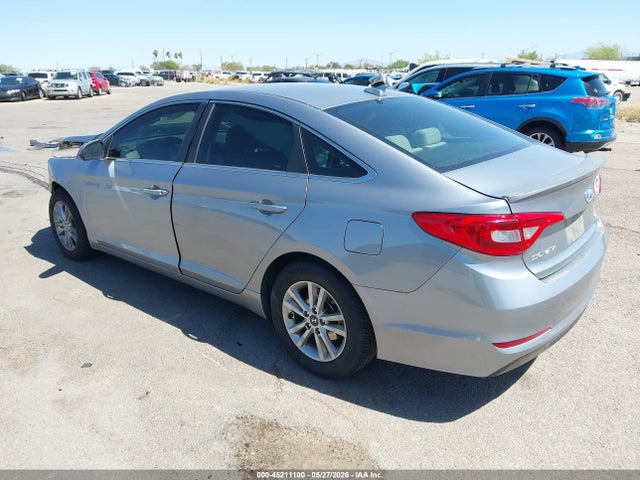 Hyundai SONATA SE 2015 5NPE24AF0FH230725 Image 3