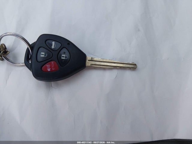 45211143 :رقم المزاد ، 1NXBU4EE0AZ193829 vin ، 2010 Toyota Corolla Le مزاد بيع