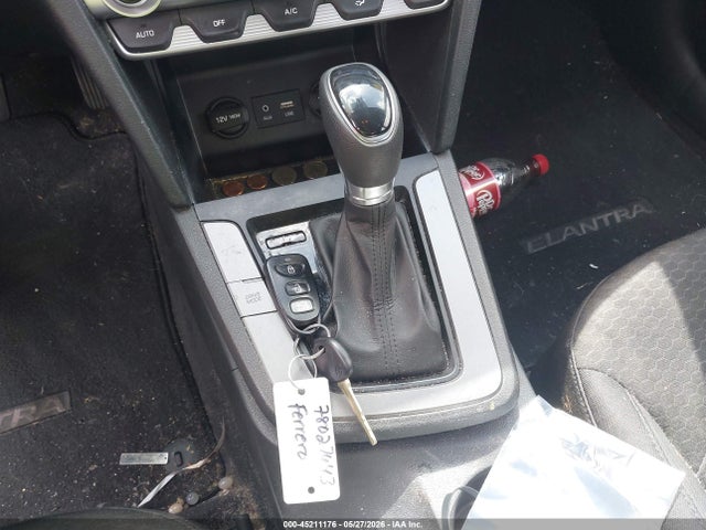 Hyundai ELANTRA SEL 2020 5NPD84LF7LH572806 Image 11