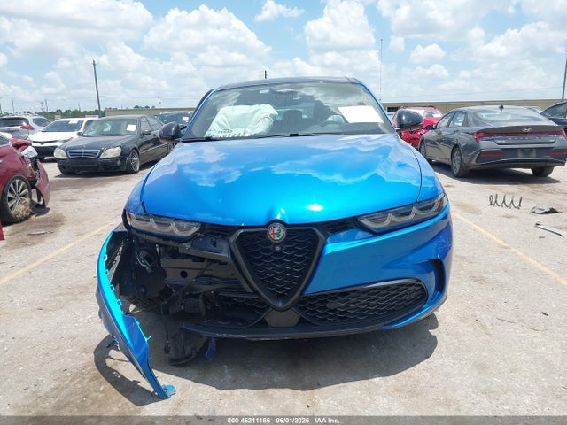 45211186 :رقم المزاد ، ZASPATDW6R3060926 vin ، 2024 Alfa Romeo Tonale Veloce Eawd مزاد بيع