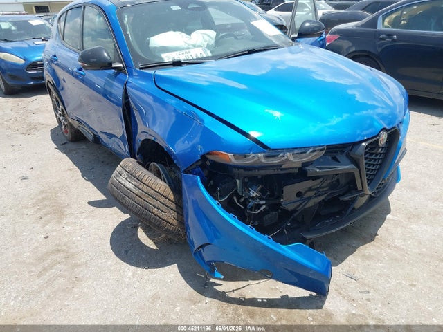 2024 Alfa Romeo Tonale Veloce Eawd მანქანა იყიდება აუქციონზე, vin: ZASPATDW6R3060926, აუქციონის ნომერი: 45211186