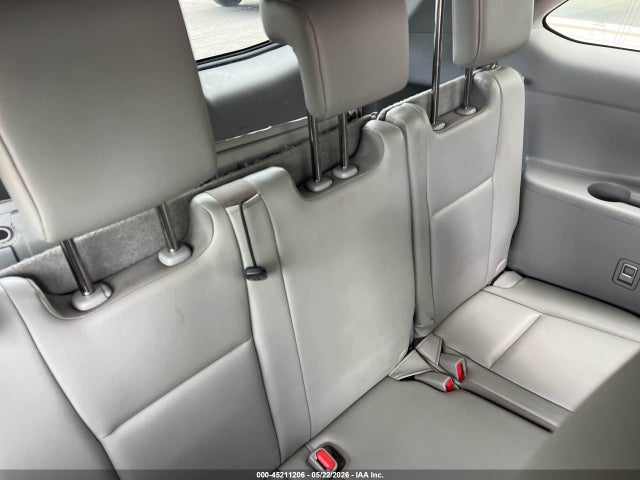 Auction sale of the 2019 Toyota Highlander Xle, vin: 5TDJZRFH4KS588142, lot number: 45211206