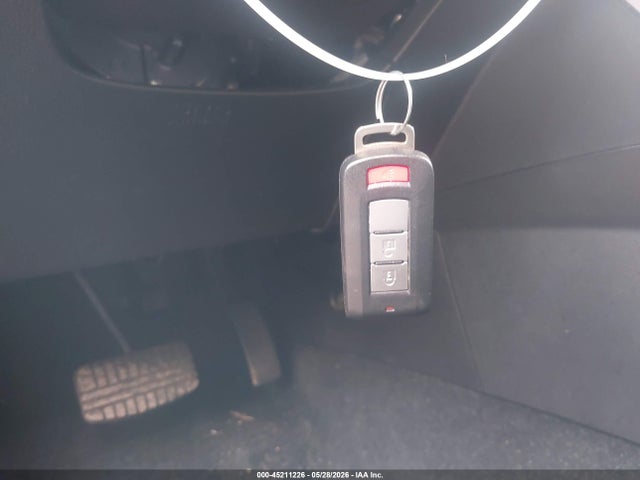 Продажа на аукционе авто 2024 Mitsubishi Eclipse Cross Se S-awc/sel S-awc, vin: JA4ATWAA0RZ068226, номер лота: 45211226