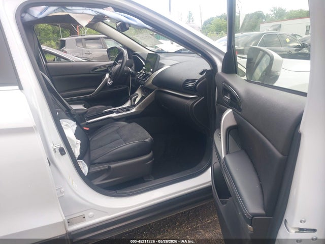 Продажа на аукционе авто 2024 Mitsubishi Eclipse Cross Se S-awc/sel S-awc, vin: JA4ATWAA0RZ068226, номер лота: 45211226