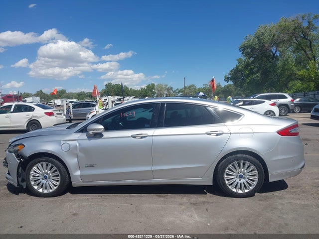 45211229 :رقم المزاد ، 3FA6P0PU9DR254297 vin ، 2013 Ford Fusion Energi Se Luxury مزاد بيع