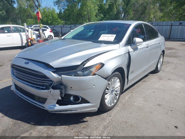 45211229 :رقم المزاد ، 3FA6P0PU9DR254297 vin ، 2013 Ford Fusion Energi Se Luxury مزاد بيع
