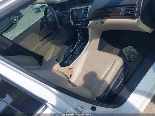 Продажа на аукционе авто 2017 Honda Accord Ex-l V6, vin: 1HGCR3F87HA009013, номер лота: 45211236