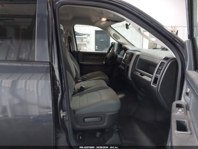 Продаж на аукціоні авто 2017 Ram 1500 Tradesman  4x4 5'7 Box, vin: 1C6RR7KG2HS787217, номер лоту: 45211267