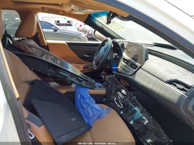 45211268 :رقم المزاد ، 58ACA1C15NU014419 vin ، 2022 Lexus Es 300h مزاد بيع