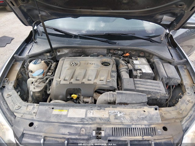 1VWBN7A3XEC069048 Volkswagen Passat 2.0l Tdi Se
