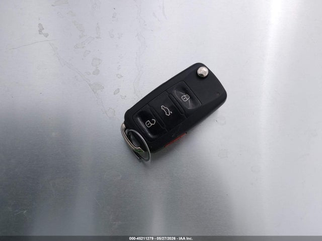 1VWBN7A3XEC069048 Volkswagen Passat 2.0l Tdi Se