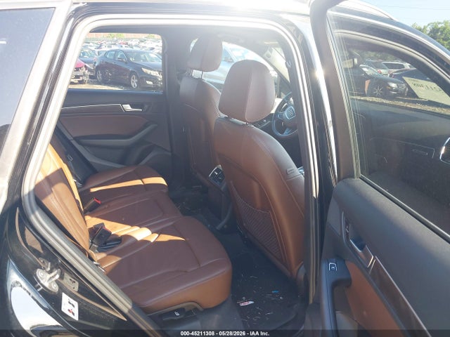 2015 Audi Q5 2.0t Premium მანქანა იყიდება აუქციონზე, vin: WA1LFAFP4FA077876, აუქციონის ნომერი: 45211308