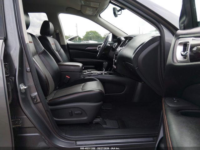 5N1DR2MM7KC653275 Nissan Pathfinder Sl