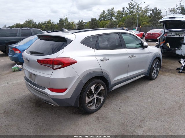 45211369 :رقم المزاد ، KM8J33A21JU693292 vin ، 2018 Hyundai Tucson Value مزاد بيع