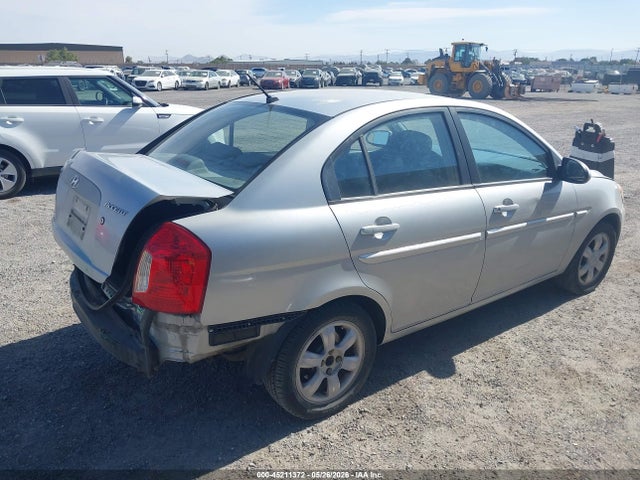 2006 Hyundai Accent Gls მანქანა იყიდება აუქციონზე, vin: KMHCN46CX6U050277, აუქციონის ნომერი: 45211372