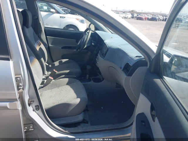 2006 Hyundai Accent Gls მანქანა იყიდება აუქციონზე, vin: KMHCN46CX6U050277, აუქციონის ნომერი: 45211372
