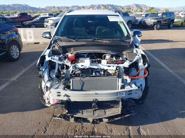 1G1FY6S02P4144616 Chevrolet Bolt Euv Fwd Lt