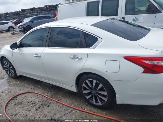 1N4AL3APXHC281958 Nissan Altima 2.5 Sl