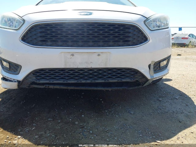 45211396 :رقم المزاد ، 1FADP3FE5FL324947 vin ، 2015 Ford Focus Se مزاد بيع