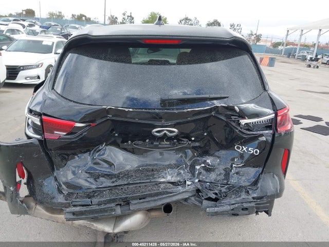 45211428 :رقم المزاد ، 3PCAJ5BA4MF107323 vin ، 2021 Infiniti Qx50 Luxe مزاد بيع