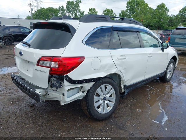 Продаж на аукціоні авто 2018 Subaru Outback 2.5i Premium, vin: 4S4BSAFC9J3282967, номер лоту: 45211452
