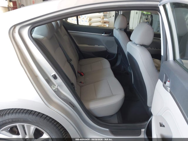 Продажа на аукционе авто 2020 Hyundai Elantra Sel, vin: 5NPD84LF5LH602689, номер лота: 45211477