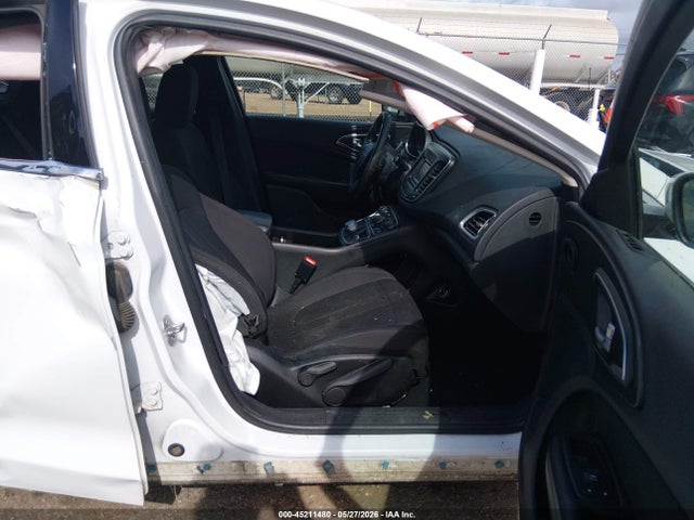 Aukcja sprzedaży 2015 Chrysler 200 Limited, vin: 1C3CCCAB3FN723931, numer aukcji: 45211480