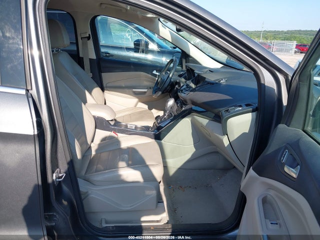 45211504 :رقم المزاد ، 1FMCU0JX4EUB84660 vin ، 2014 Ford Escape Titanium مزاد بيع