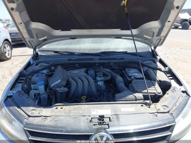 Продаж на аукціоні авто 2015 Volkswagen Jetta 2.0l S, vin: 3VW2K7AJ5FM218523, номер лоту: 45211515