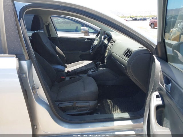 Продаж на аукціоні авто 2015 Volkswagen Jetta 2.0l S, vin: 3VW2K7AJ5FM218523, номер лоту: 45211515