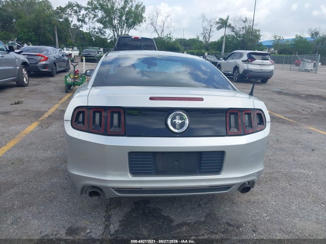 45211521 :رقم المزاد ، 1ZVBP8AM9D5246023 vin ، 2013 Ford Mustang V6 مزاد بيع