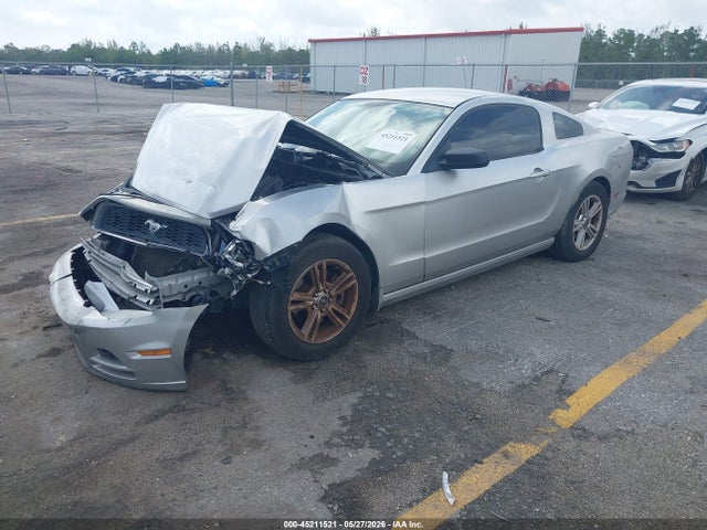 45211521 :رقم المزاد ، 1ZVBP8AM9D5246023 vin ، 2013 Ford Mustang V6 مزاد بيع