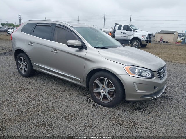 45211533 :رقم المزاد ، YV4902RK9F2651662 vin ، 2015 Volvo Xc60 T6 مزاد بيع