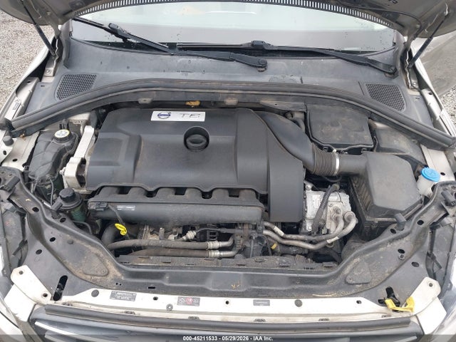 Продаж на аукціоні авто 2015 Volvo Xc60 T6, vin: YV4902RK9F2651662, номер лоту: 45211533