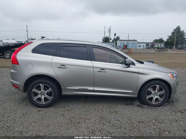 Продаж на аукціоні авто 2015 Volvo Xc60 T6, vin: YV4902RK9F2651662, номер лоту: 45211533