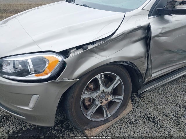 Продаж на аукціоні авто 2015 Volvo Xc60 T6, vin: YV4902RK9F2651662, номер лоту: 45211533