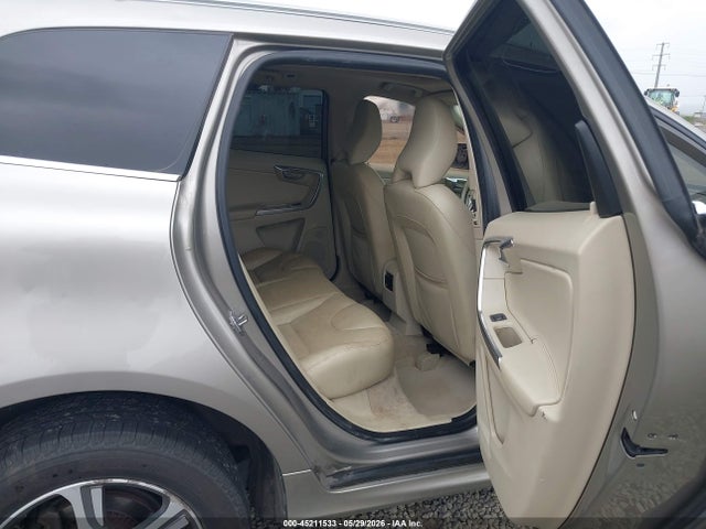 Продаж на аукціоні авто 2015 Volvo Xc60 T6, vin: YV4902RK9F2651662, номер лоту: 45211533