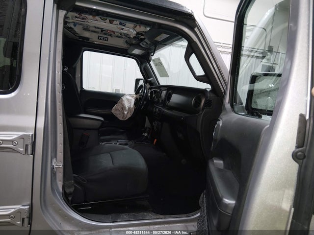 1C4HJXDN9KW637886 Jeep Wrangler Unlimited Sport S 4x4