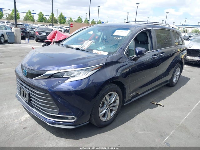 Toyota Sienna Limited 2021 5TDZRKECXMS044120 Image 2