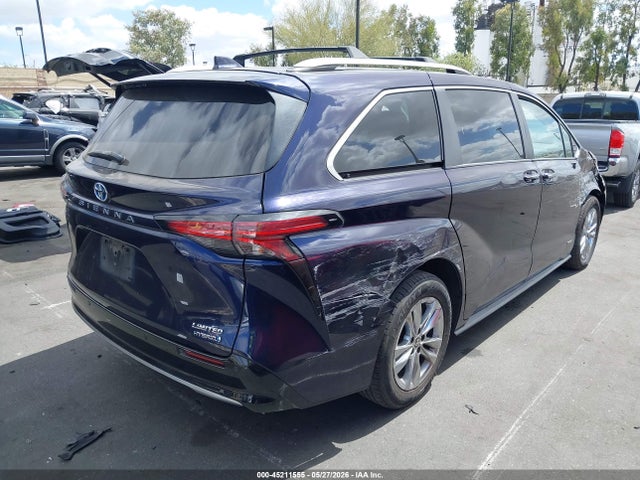 Toyota Sienna Limited 2021 5TDZRKECXMS044120 Image 4