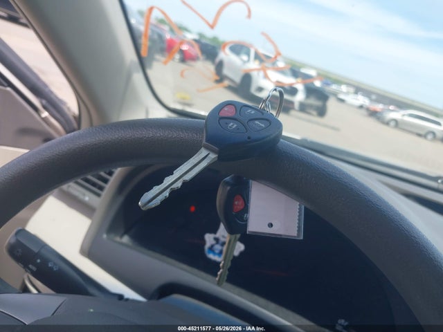 45211577 :رقم المزاد ، 4T1BE46K17U652778 vin ، 2007 Toyota Camry Le مزاد بيع